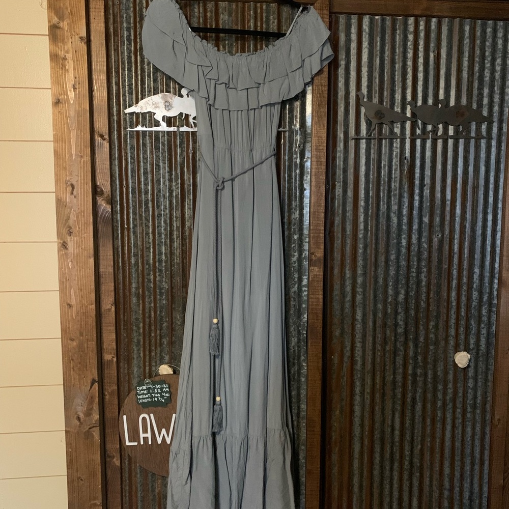 Off the shoulder maxi dress